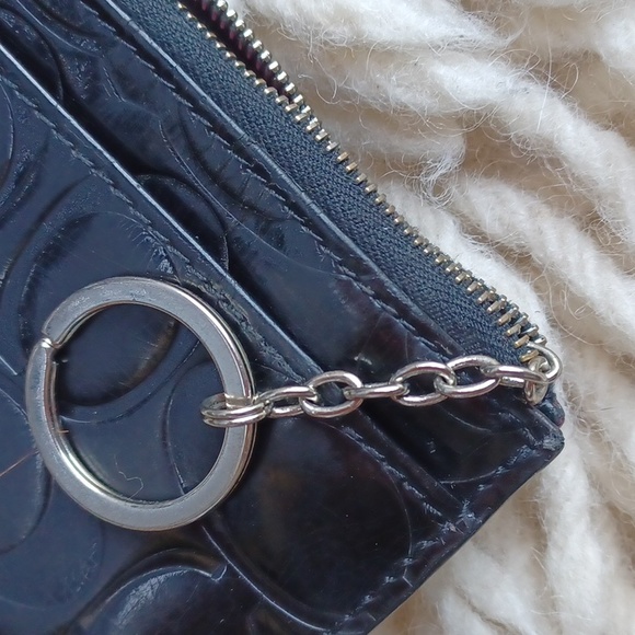 Coach ID case - Picture 7 of 13